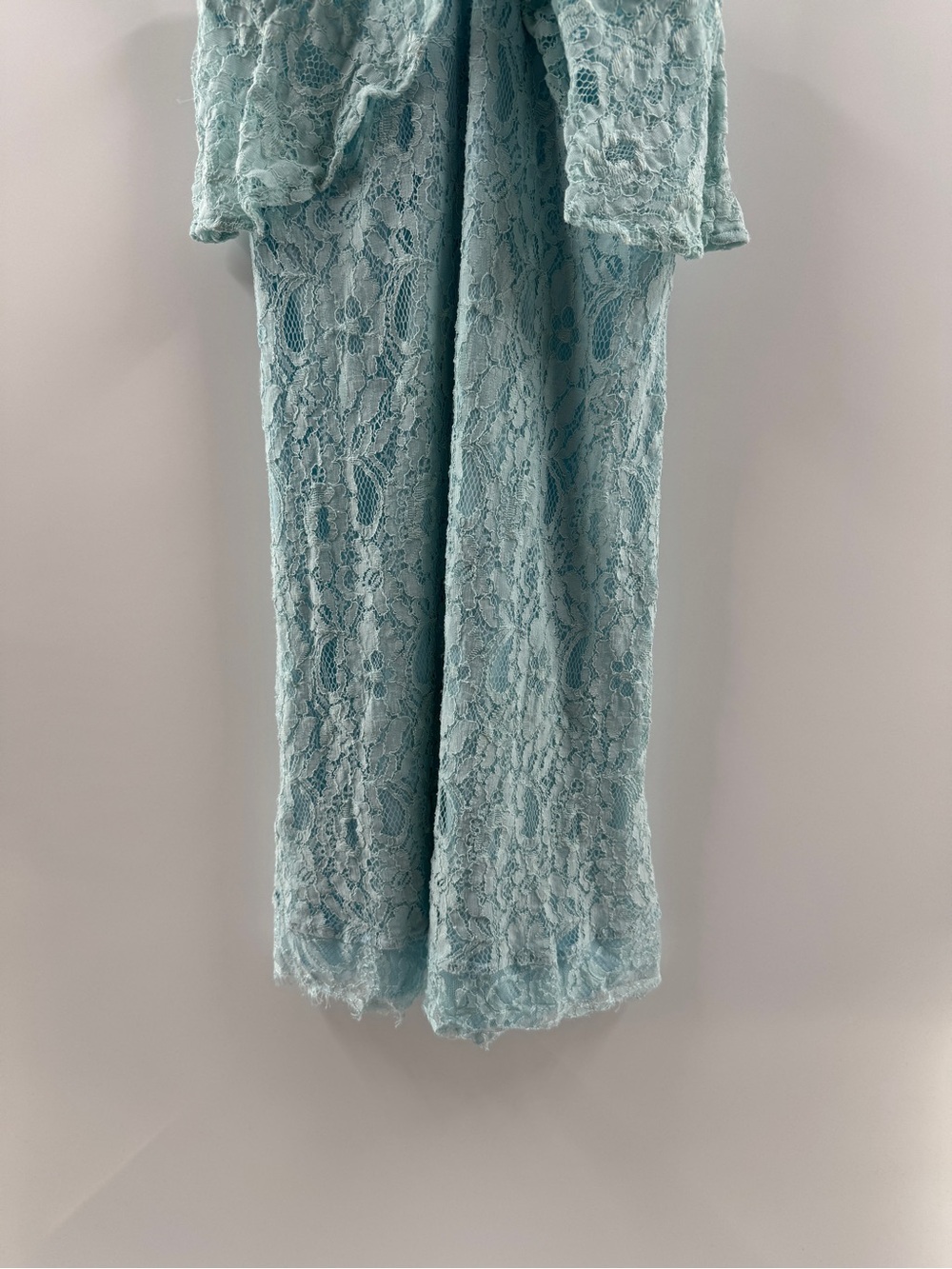 Francesca's Light Blue Lace Cold Shoulder Mini Dress – Women's Small - Picture 3 of 8